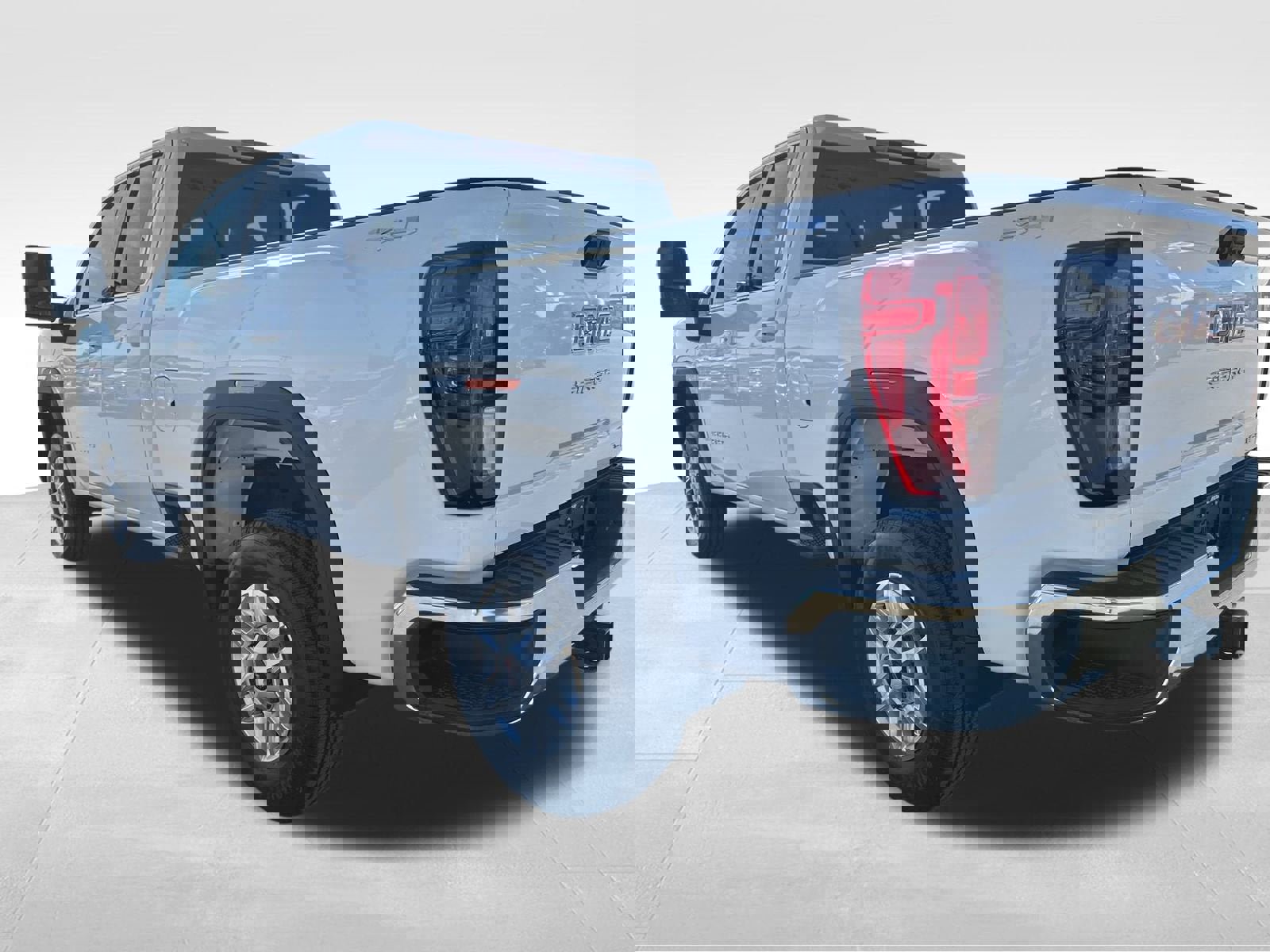 New 2025 GMC Sierra 2500 SLE w/ SLE Value Package; image 13