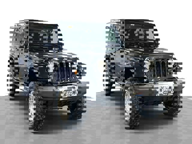 Used 2014 Jeep Wrangler Unlimited Sahara w/ Dual Top Group