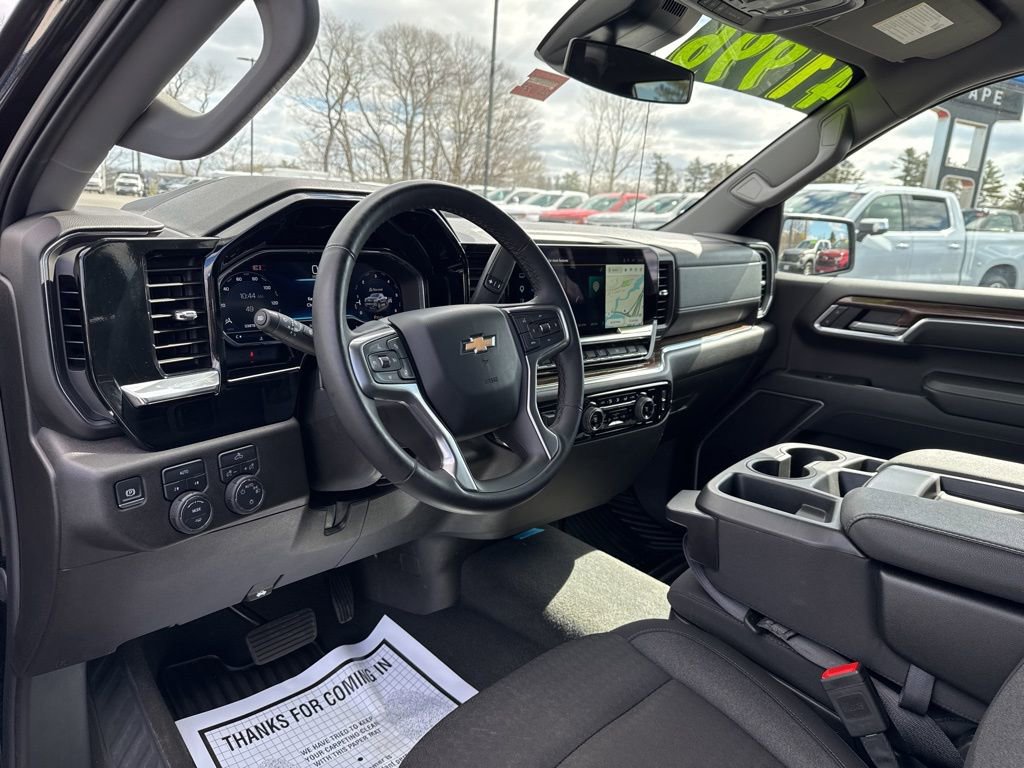Used 2025 Chevrolet Silverado 1500 LT image 20