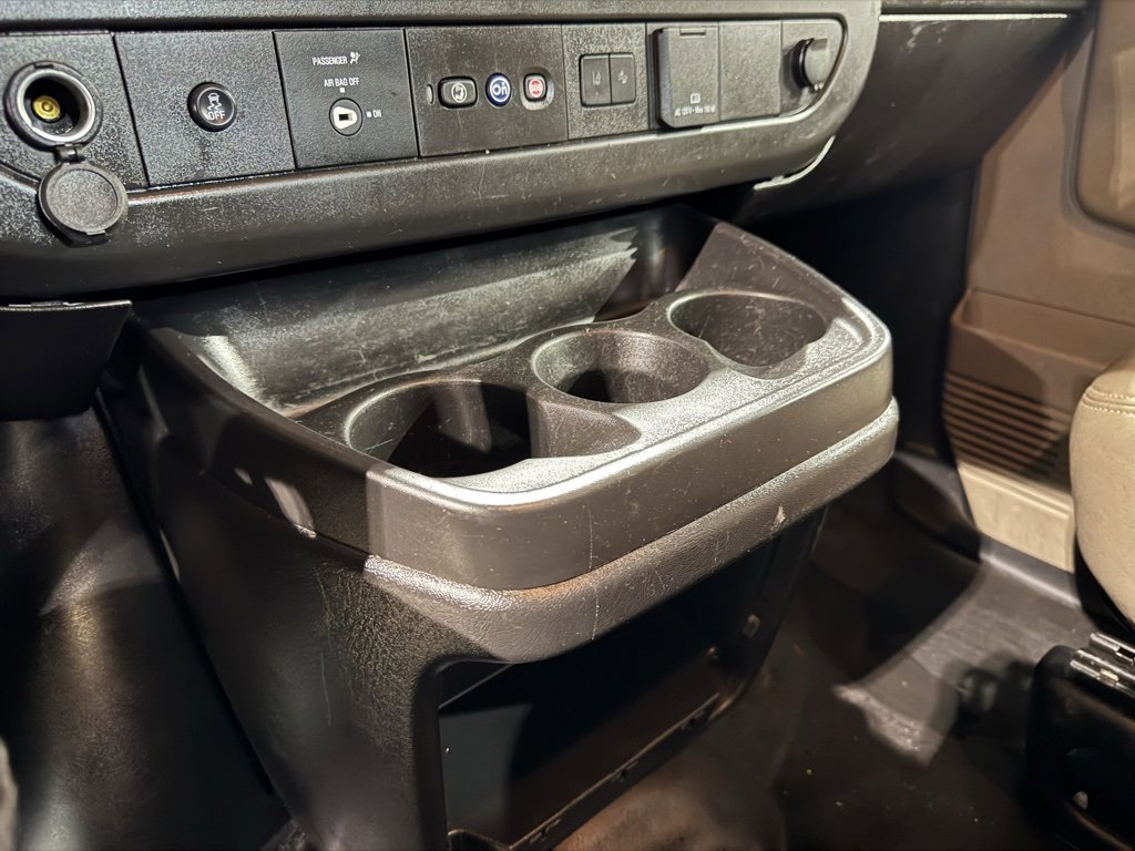 Used 2020 Chevrolet Express 3500 w/ Driver Convenience Package image 10