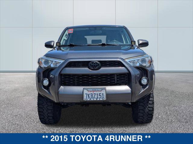 Used 2015 Toyota 4Runner SR5 AWD/4WD image 8