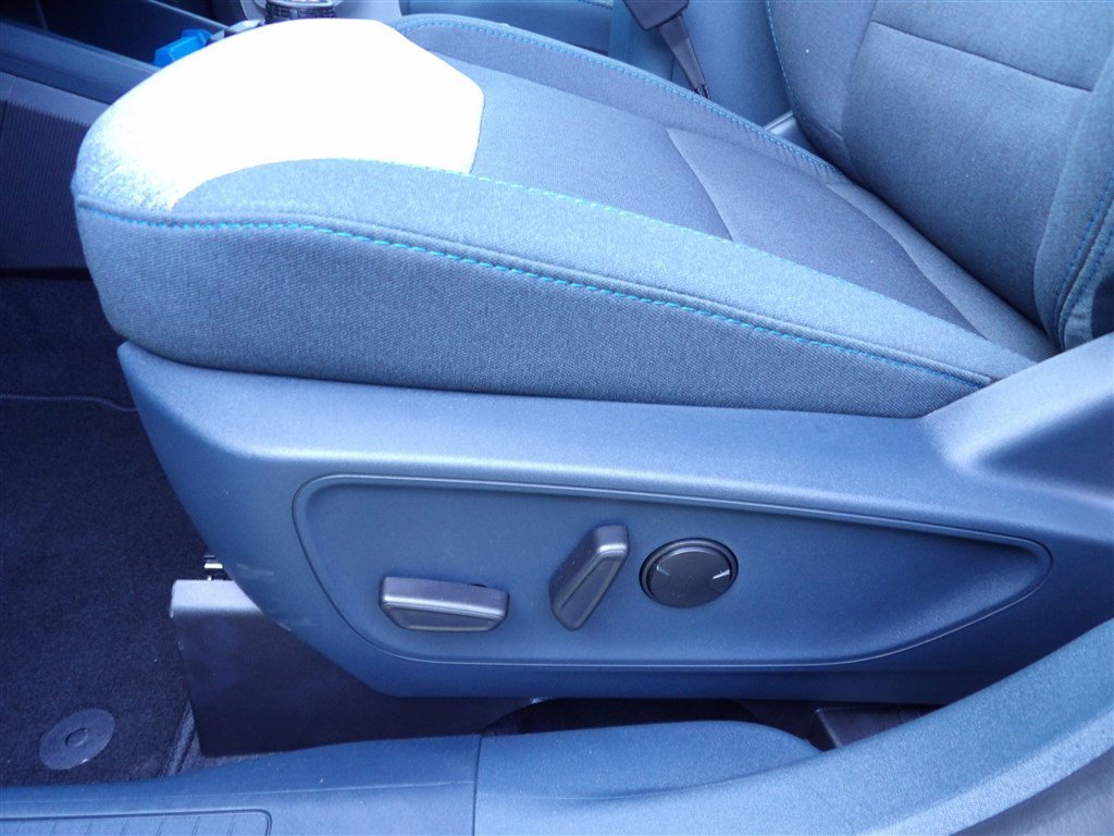 New 2025 Ford Maverick XLT w/ XLT Luxury Package image 30