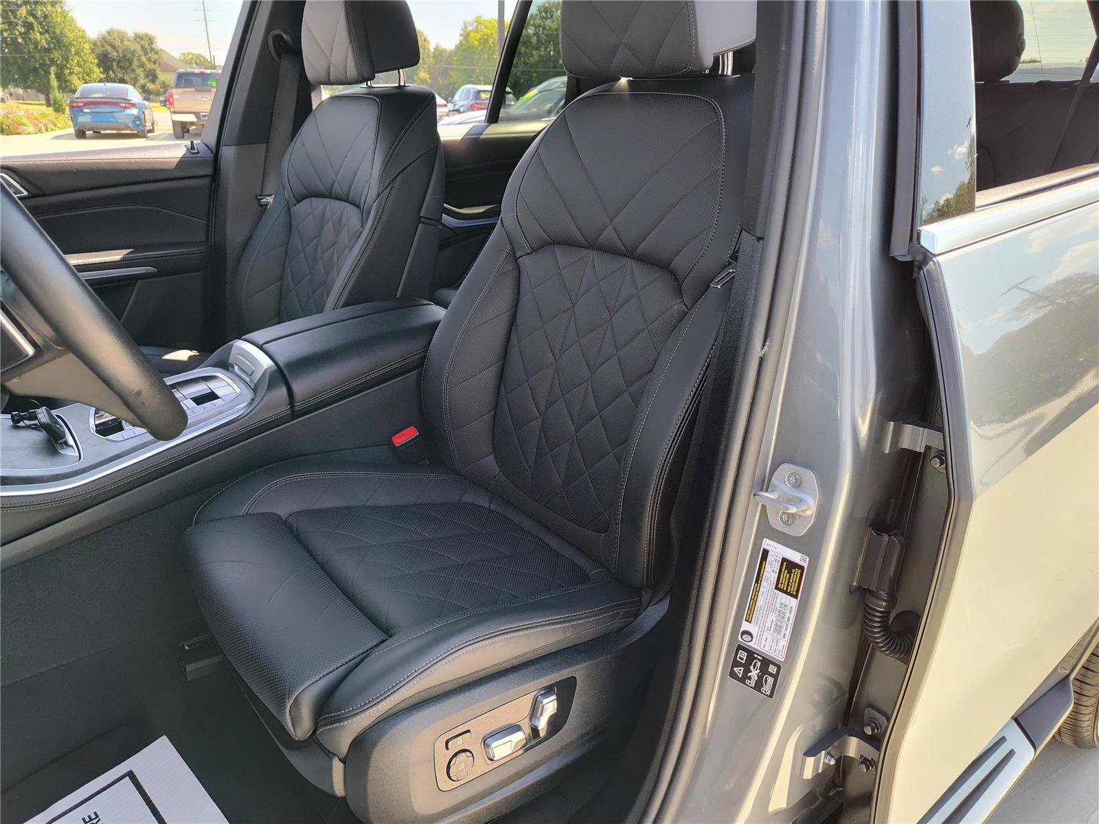 Certified 2025 BMW X5 xDrive40i image 18