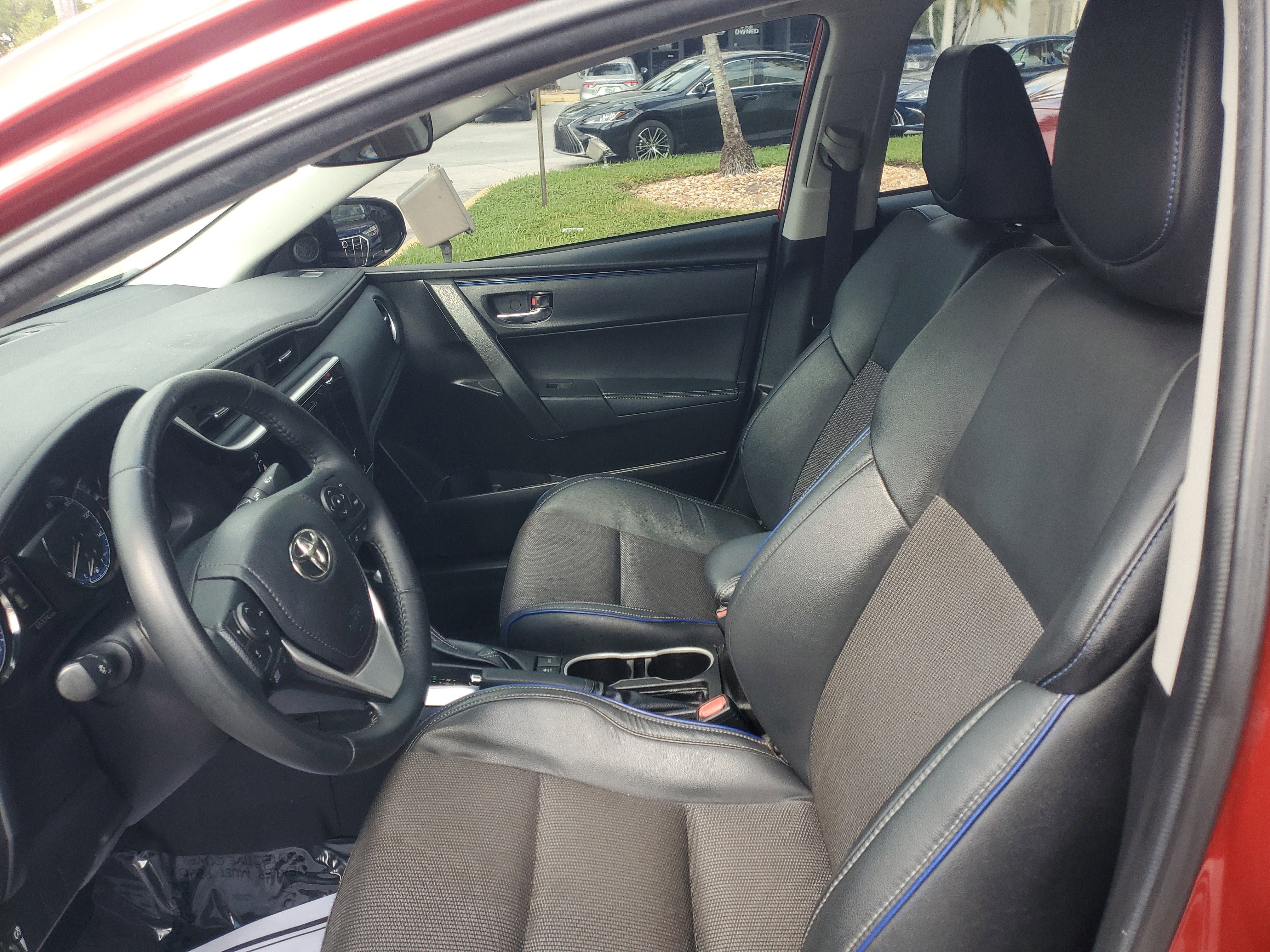 Used 2019 Toyota Corolla SE image 15