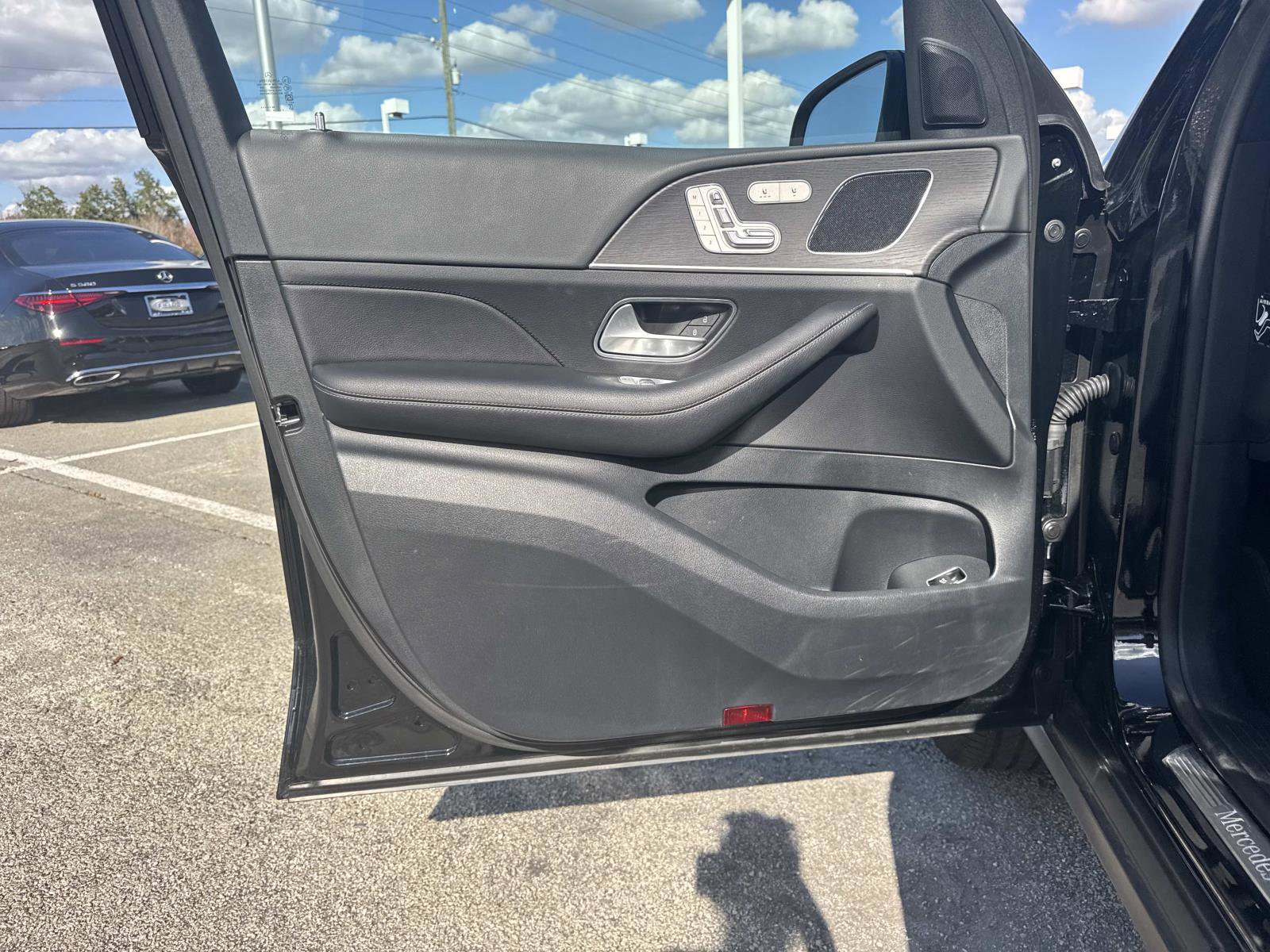 Certified 2025 Mercedes-Benz GLE 350 4MATIC image 15