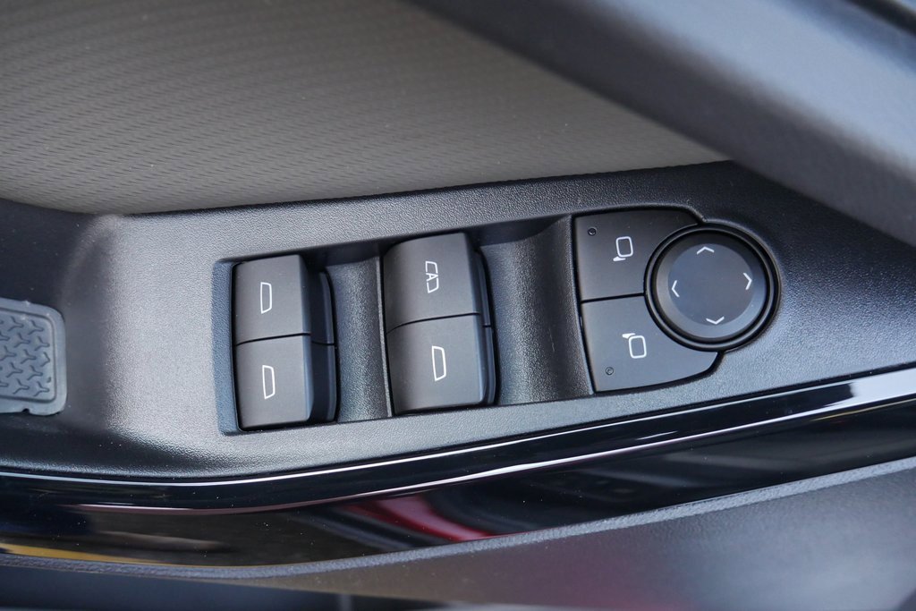 New 2026 Chevrolet Equinox LT image 30