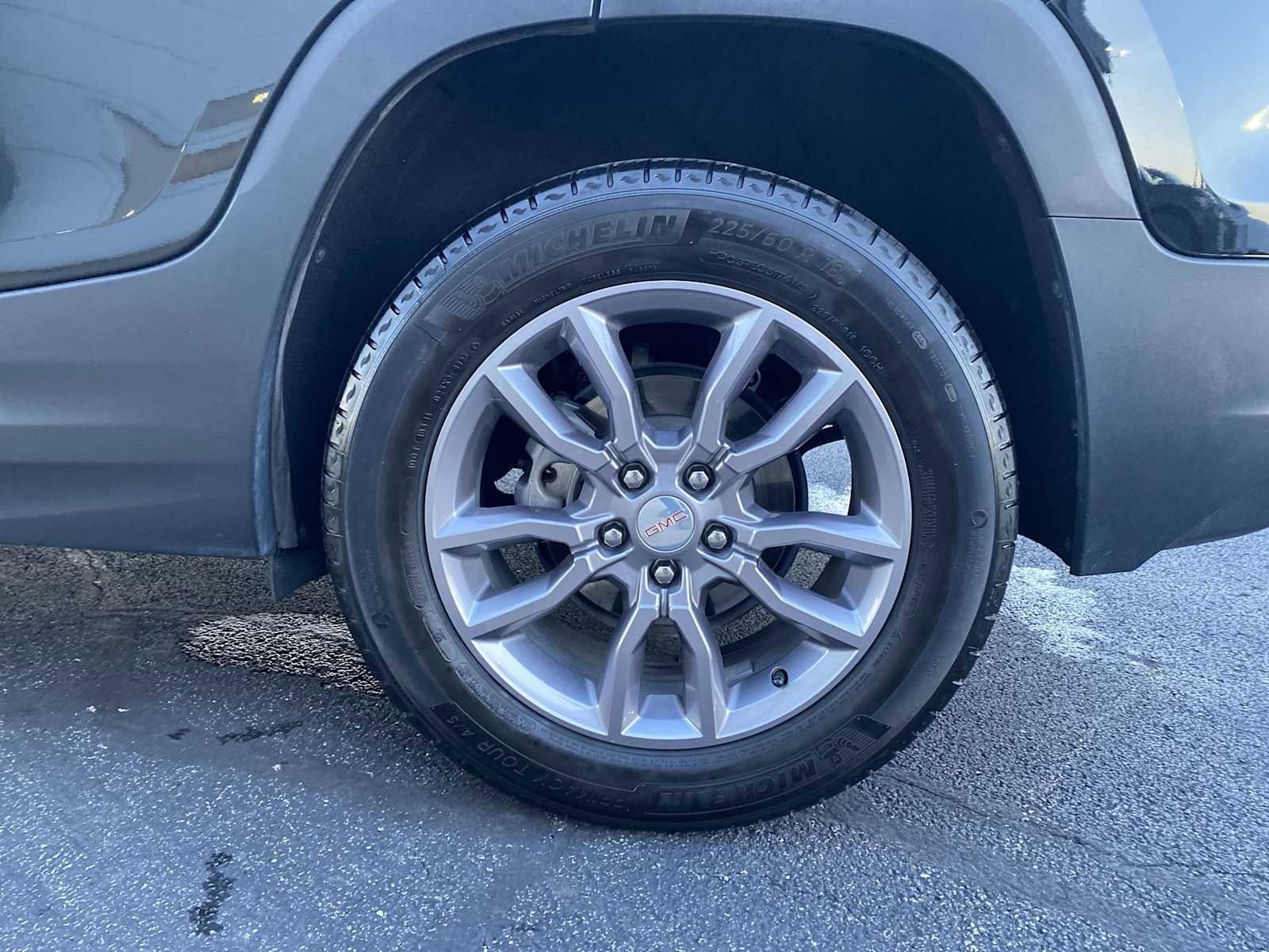 Used 2023 GMC Terrain SLT image 39