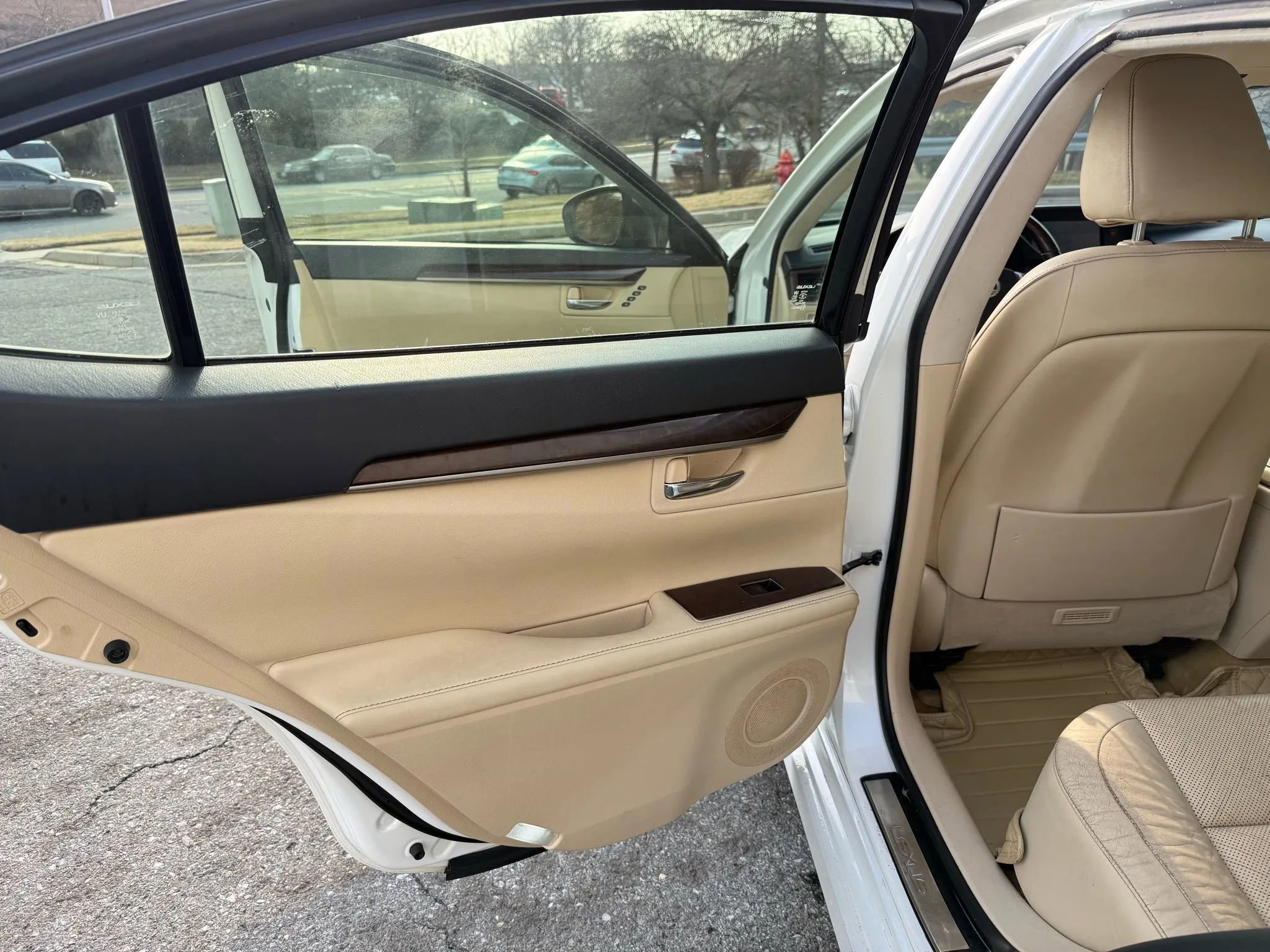 Used 2013 Lexus ES 350 w/ Luxury Pkg image 13