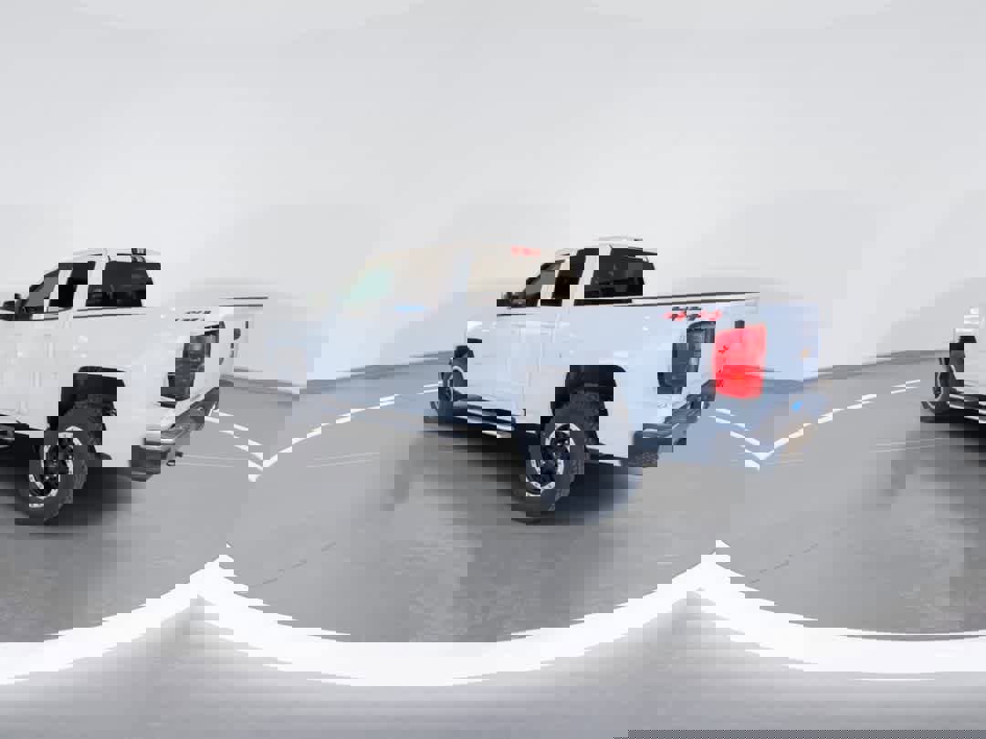 Used 2018 Chevrolet Silverado 1500 LT image 6