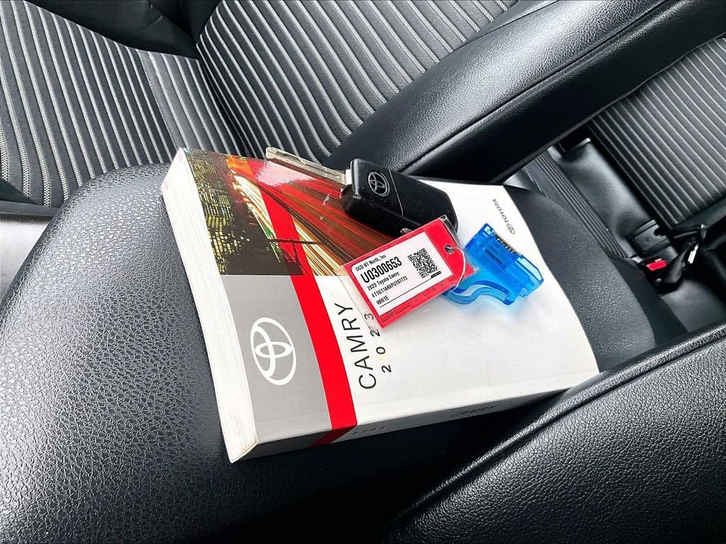 Used 2023 Toyota Camry SE FWD image 30