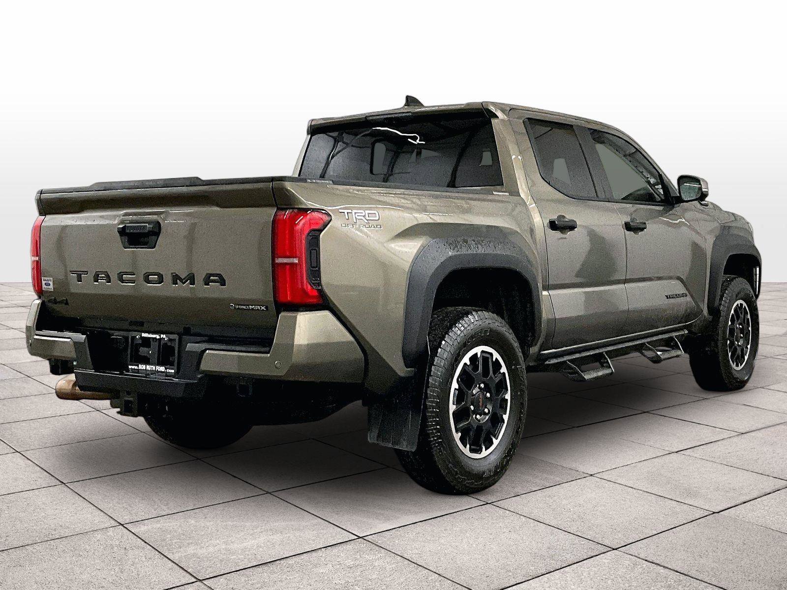 Used 2024 Toyota Tacoma TRD Off-Road w/ TRD Off Road Premium Package AWD/4WD image 11