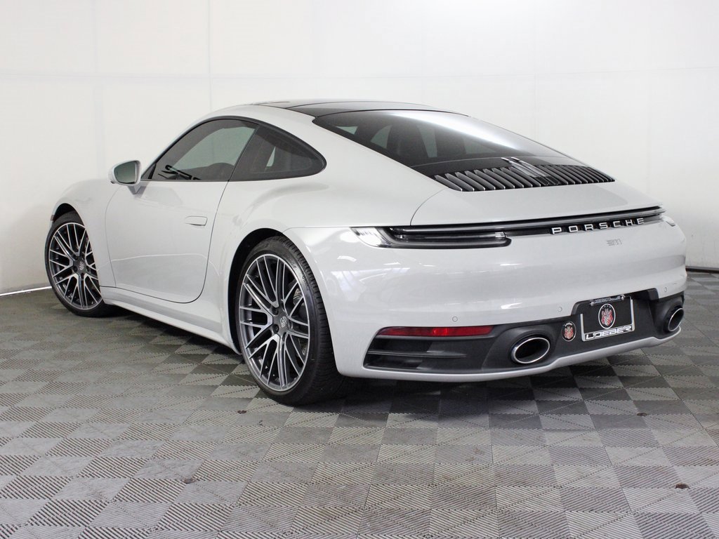 Used 2024 Porsche 911 Carrera 4 image 3