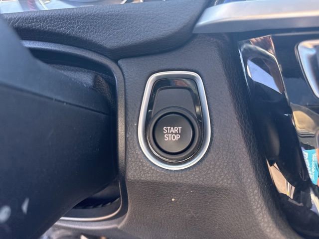 Used 2017 BMW 330e RWD image 30