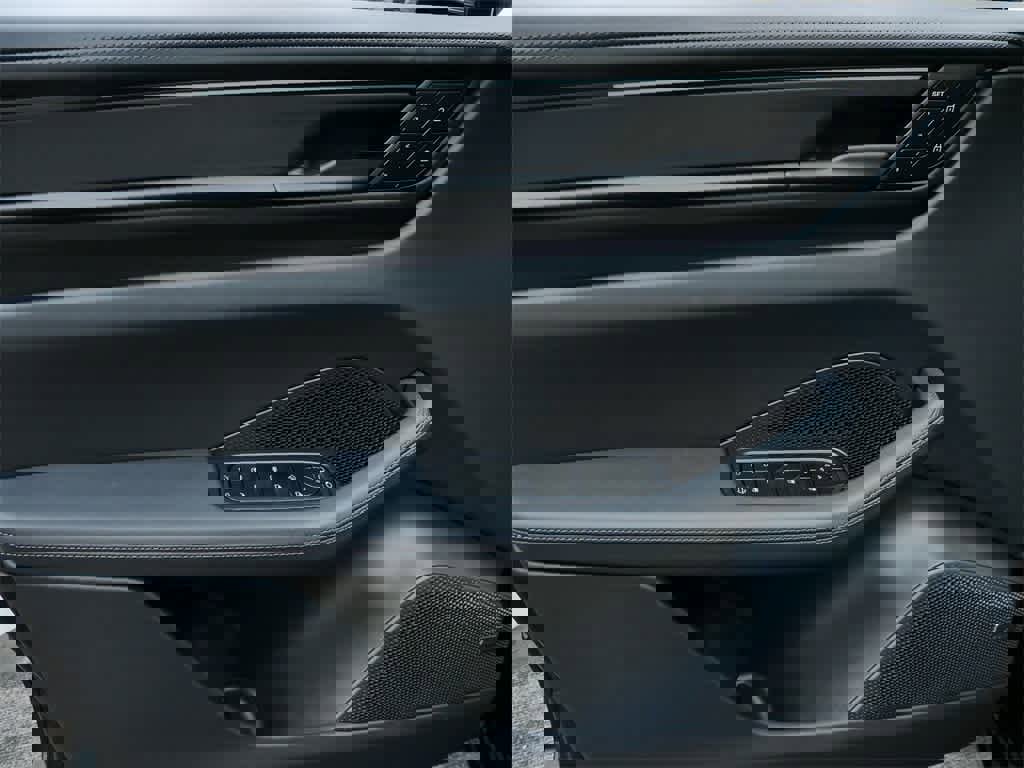 New 2025 Porsche Macan Turbo Electric image 11