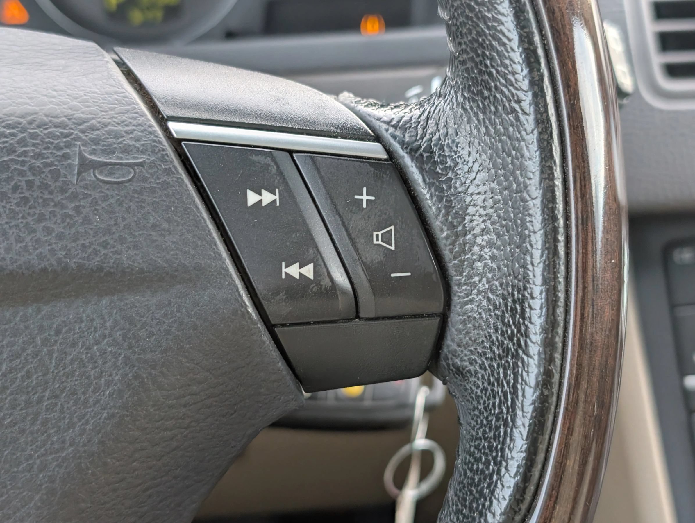 Used 2009 Volvo XC90 3.2 FWD image 27