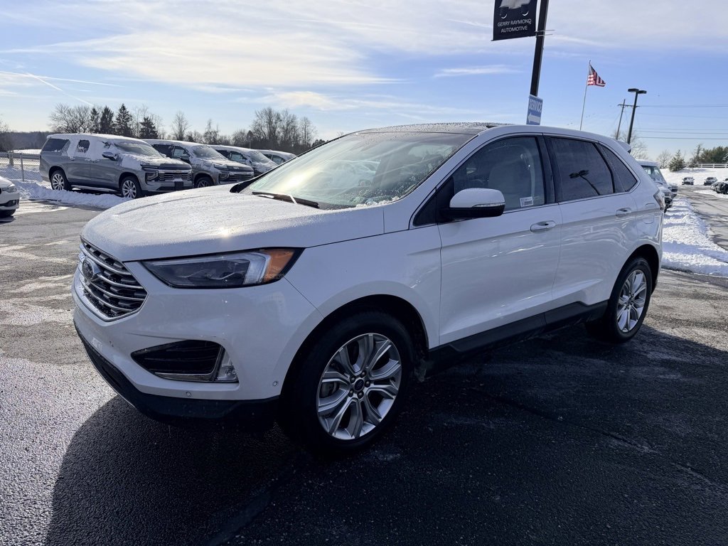 Used 2020 Ford Edge Titanium w/ Equipment Group 301A image 3