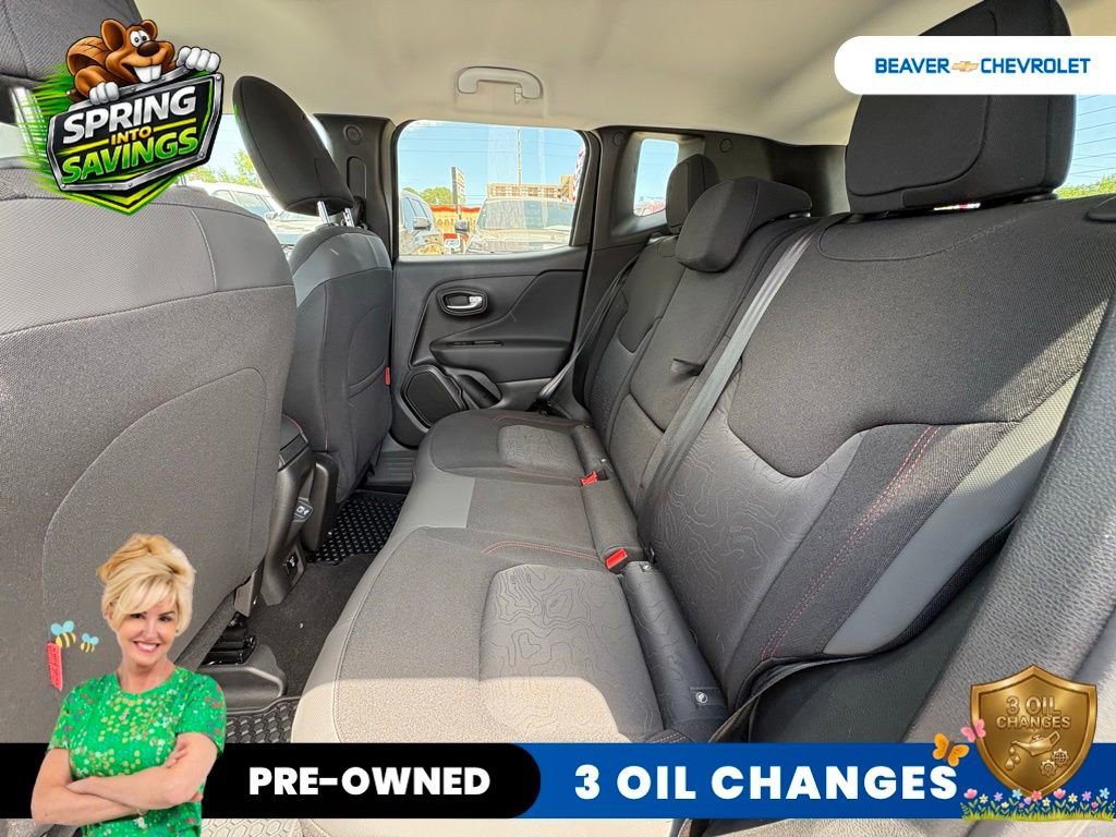 Used 2022 Jeep Renegade Trailhawk w/ Trailer Tow Group AWD/4WD image 14