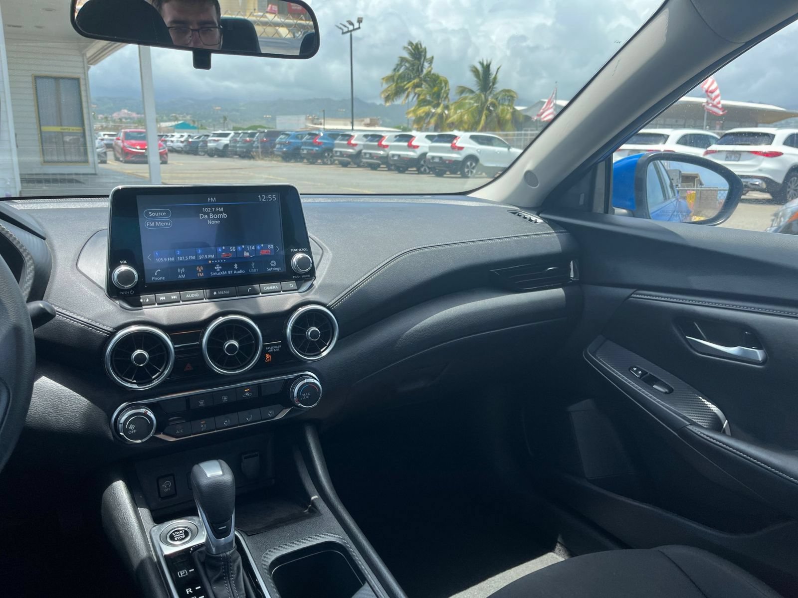 Used 2025 Nissan Sentra SV FWD image 33