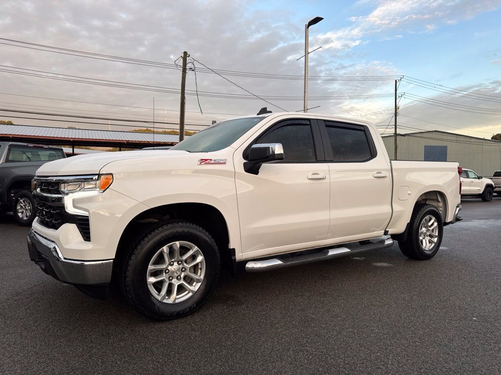 Used 2024 Chevrolet Silverado 1500 LT w/ Z71 Off-Road Package