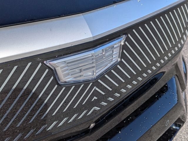 New 2026 Cadillac Optiq Luxury 2 RWD image 38