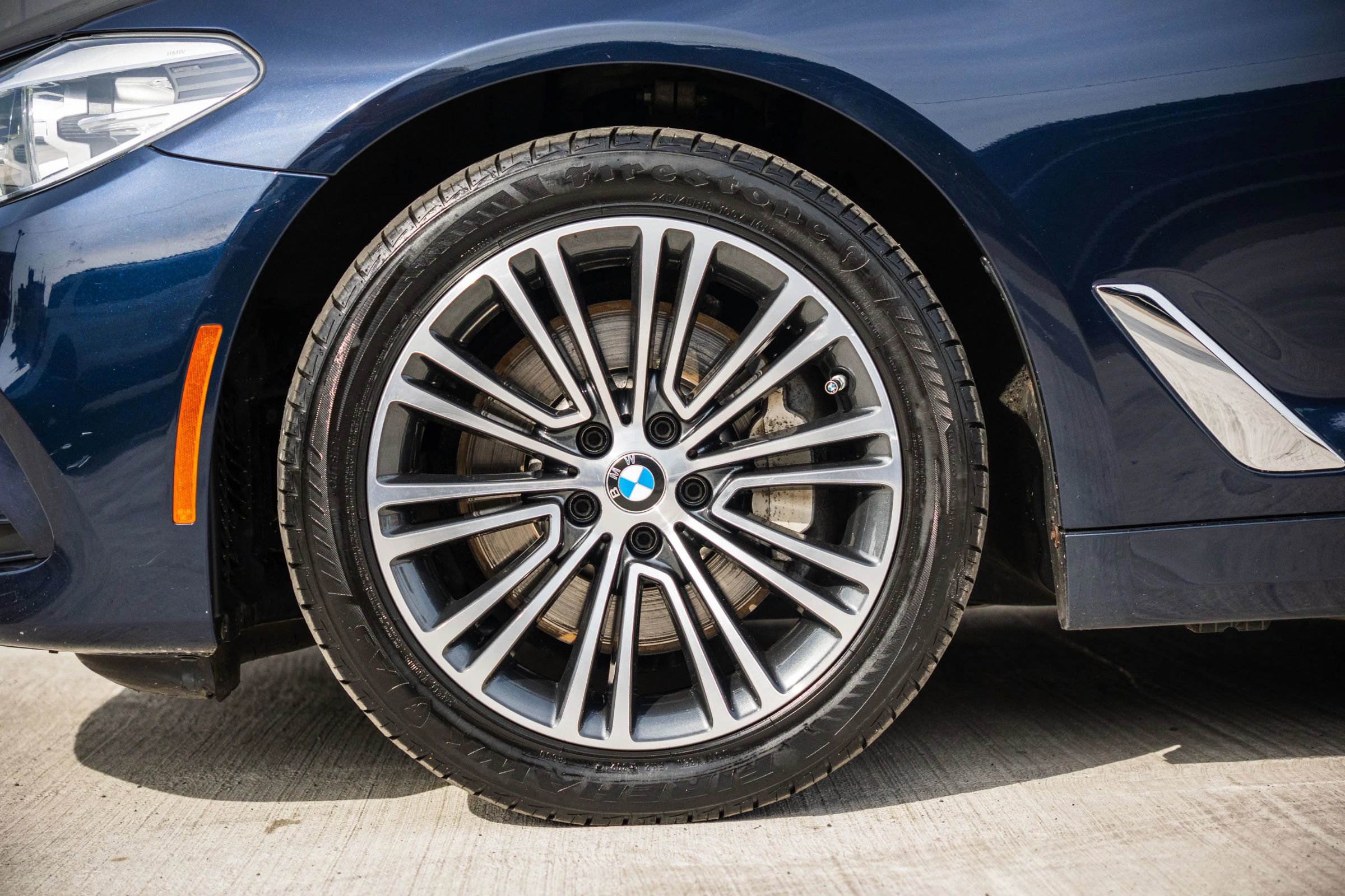 Used 2018 BMW 530i xDrive w/ Premium Package image 30