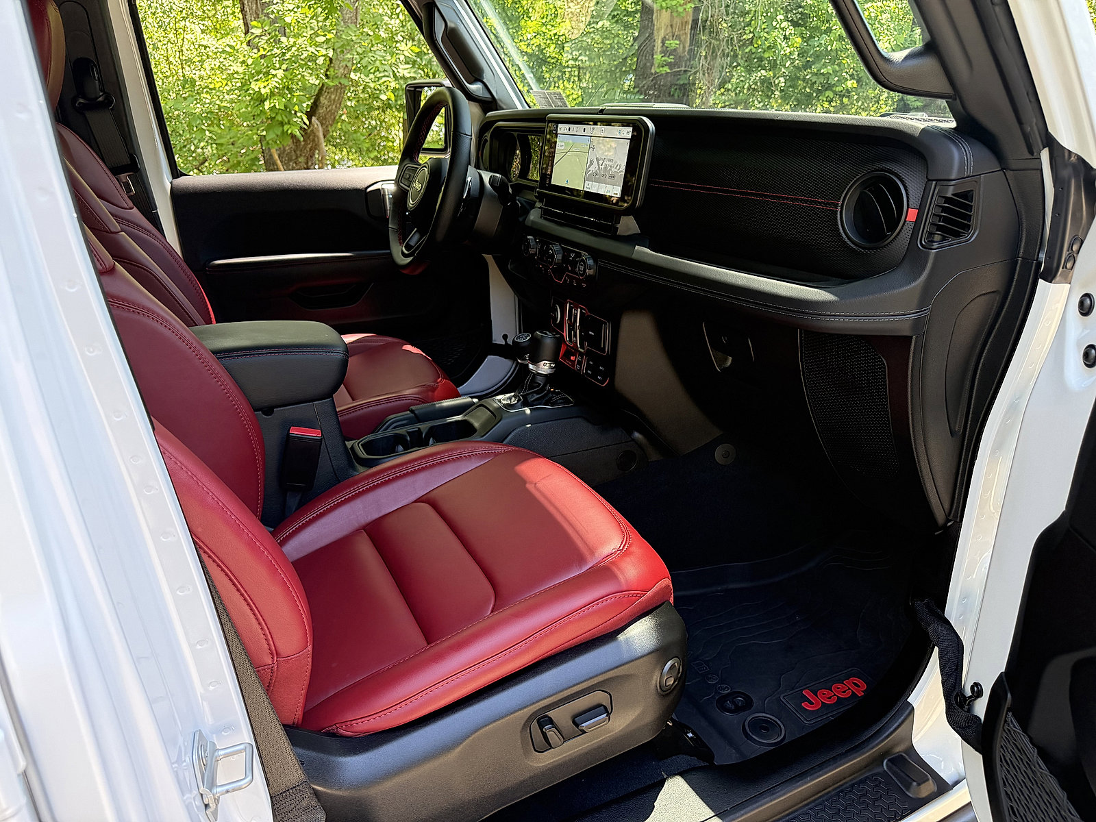 Used 2024 Jeep Wrangler Unlimited Rubicon 392 AWD/4WD image 24