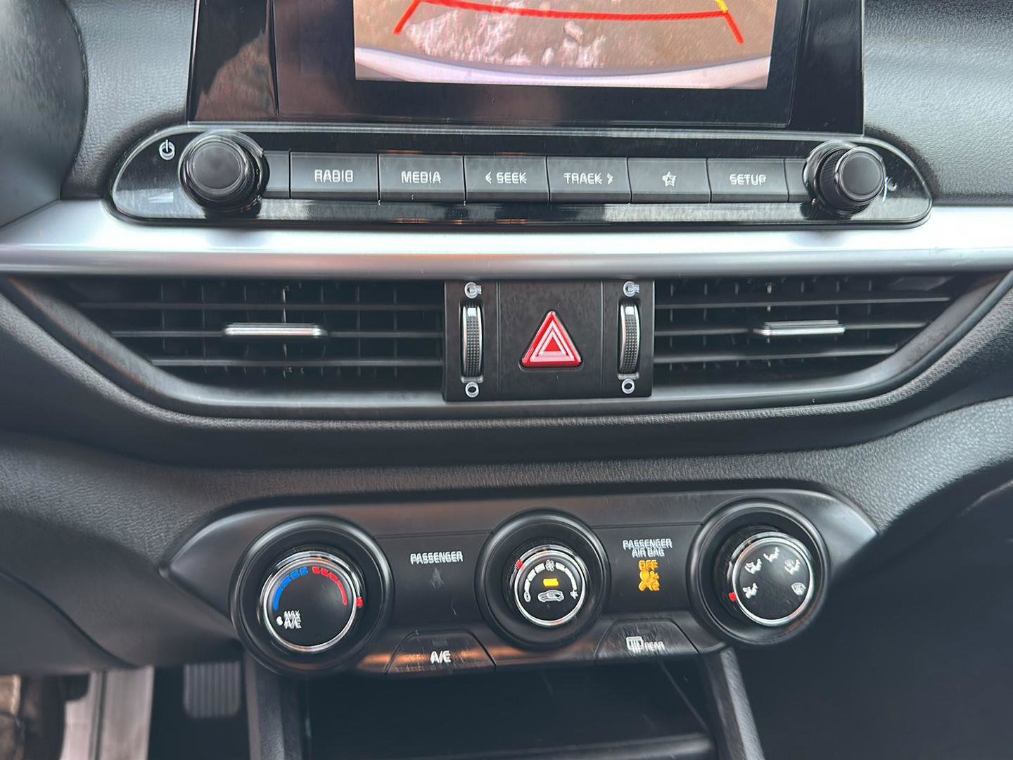 Used 2023 Kia Forte LXS image 30