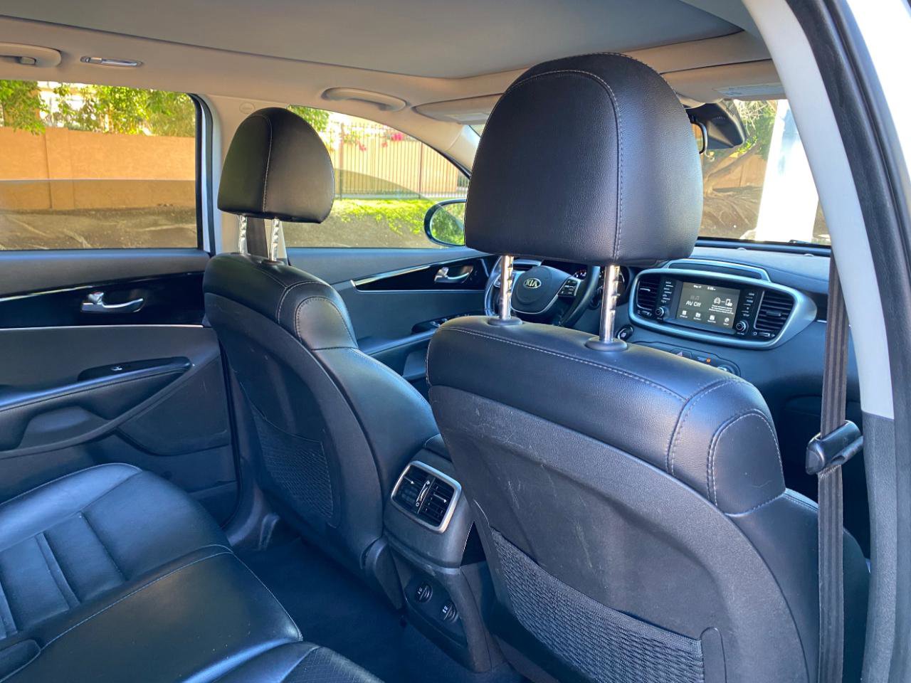 Used 2020 Kia Sorento EX FWD image 49
