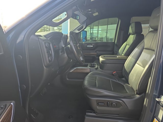 Used 2020 Chevrolet Silverado 2500 High Country w/ Z71 Off-Road Package image 32