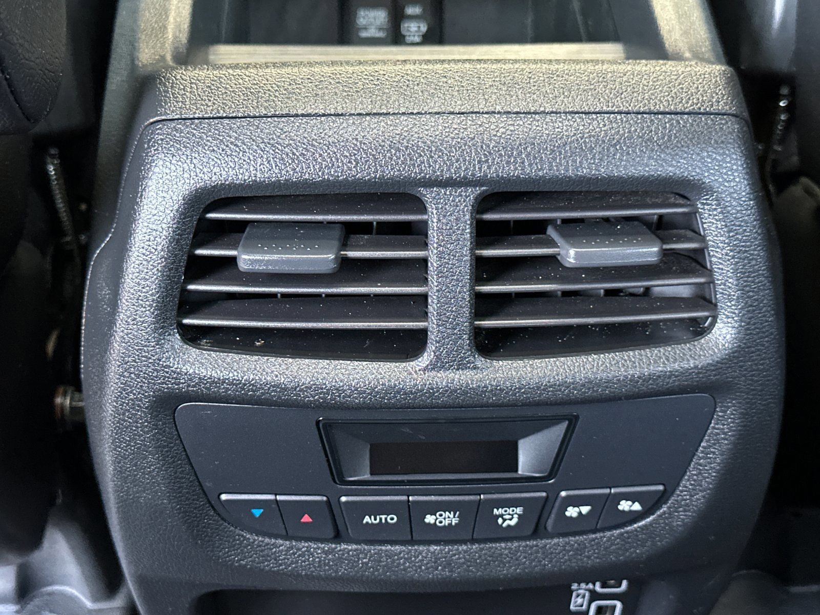 Used 2021 Honda Pilot Special Edition image 14