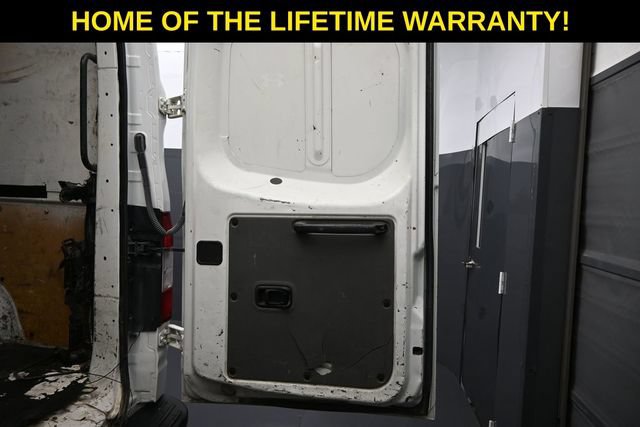 Used 2013 Nissan NV 2500 SV w/ Technology Pkg RWD image 35
