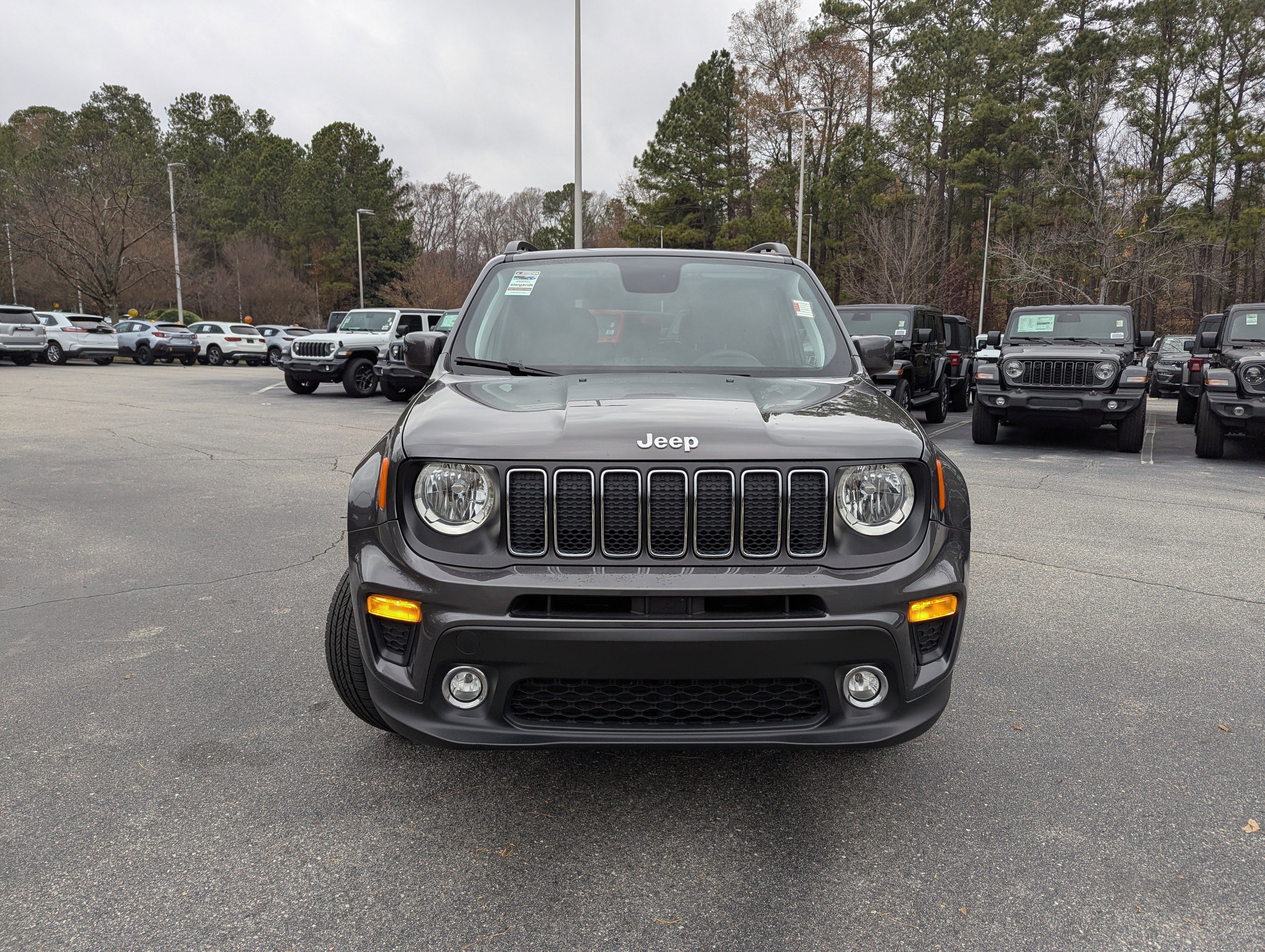 Used 2020 Jeep Renegade Latitude w/ Popular Equipment Group video 2