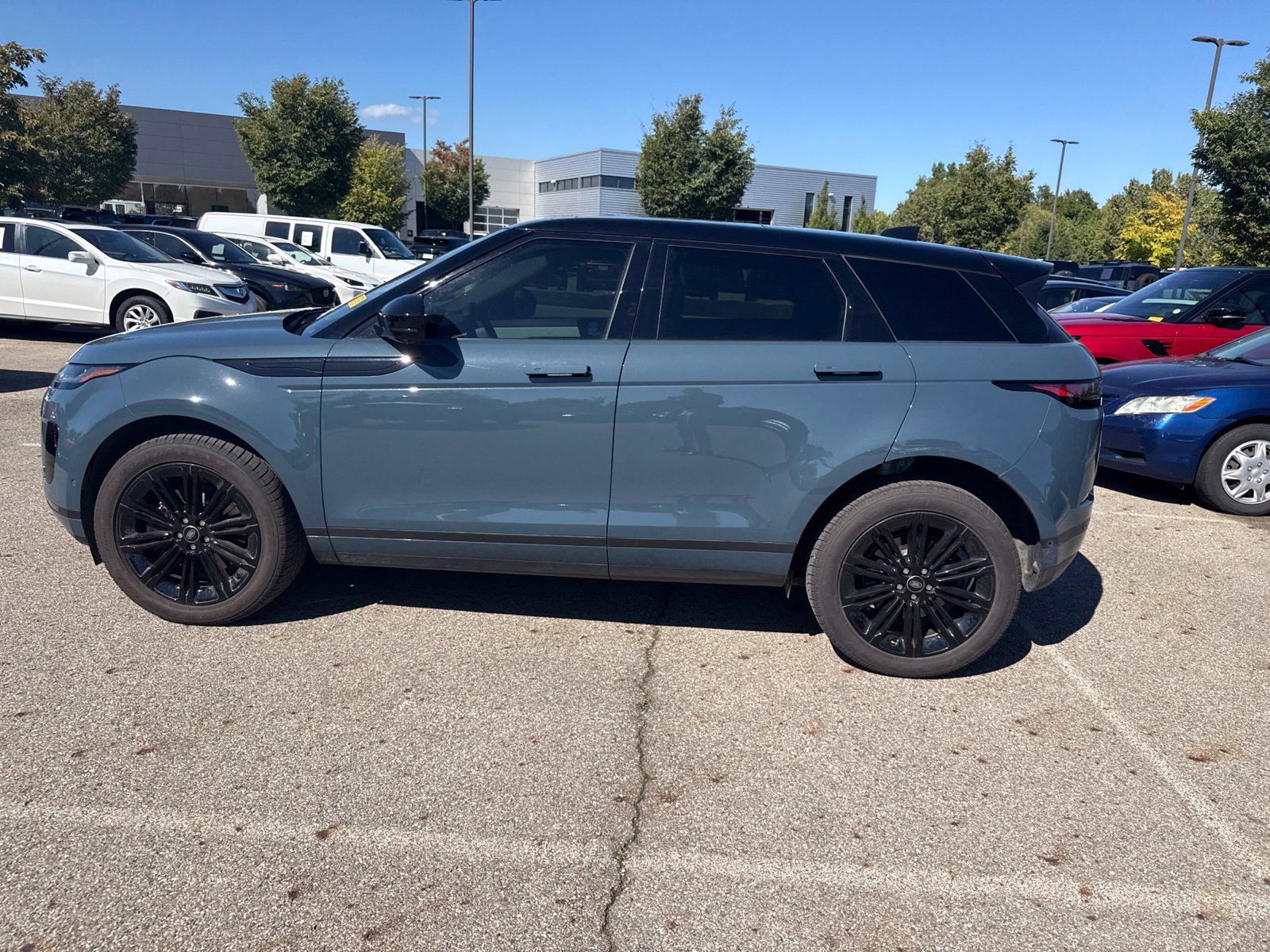 Used 2026 Land Rover Range Rover Evoque S AWD/4WD image 8