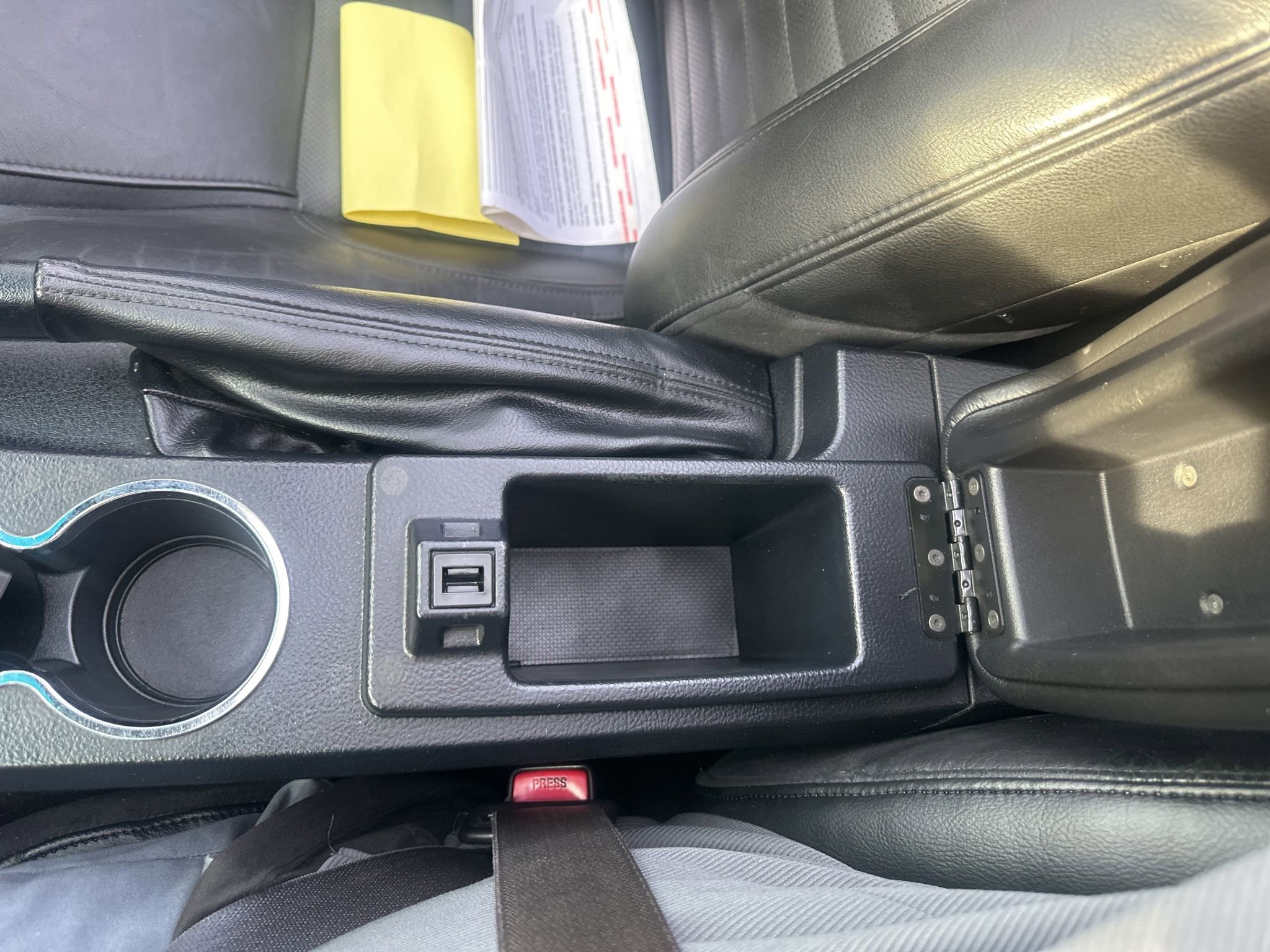 Used 2003 Ford Thunderbird image 20