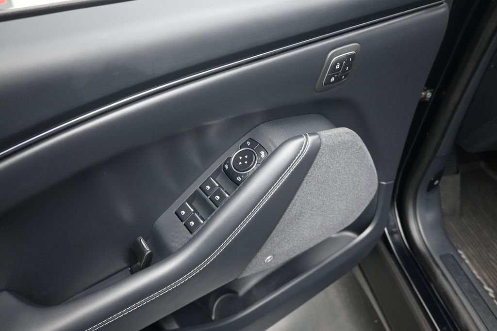 Certified 2025 Ford Mustang Mach-E Premium AWD/4WD image 11