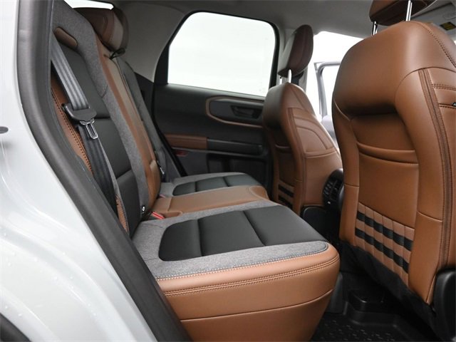 Used 2024 Ford Bronco Sport Outer Banks w/ Tech Package image 25