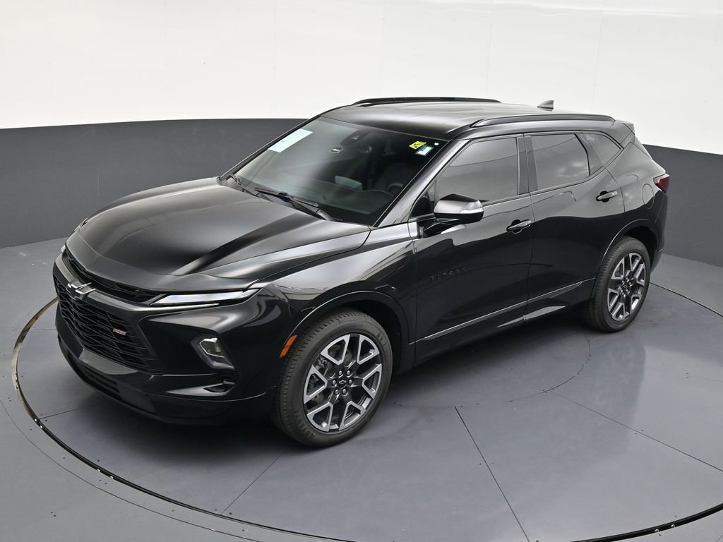 Used 2023 Chevrolet Blazer RS w/ Enhanced Convenience Package FWD image 13