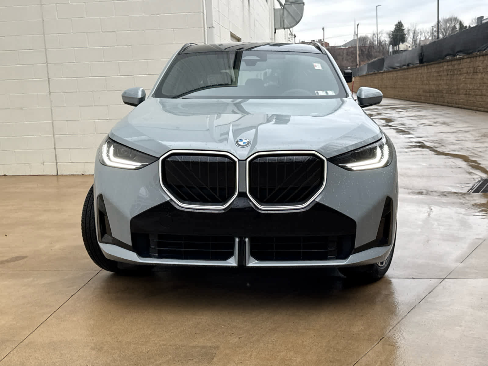 New 2026 BMW X3 xDrive30 w/ M Sport Package image 2
