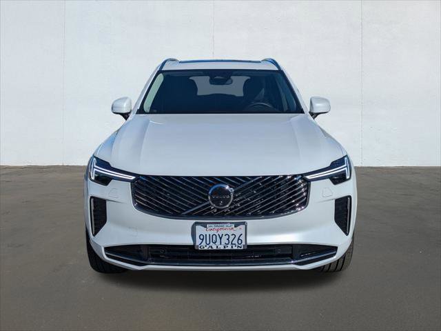 Used 2025 Volvo XC90 B6 Plus w/ Protection Package Premier image 8