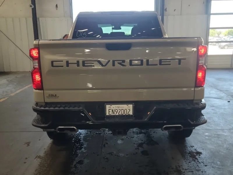 Used 2022 Chevrolet Silverado 1500 Custom Trail Boss AWD/4WD image 4