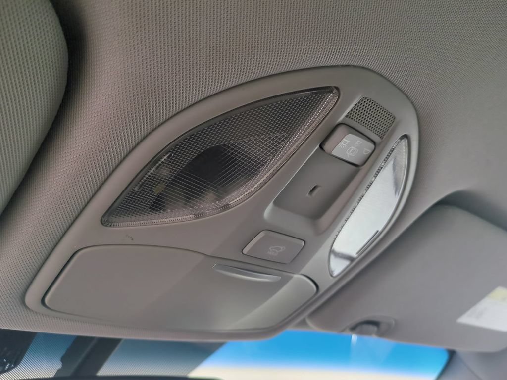 Used 2018 Hyundai Santa Fe Sport FWD image 24