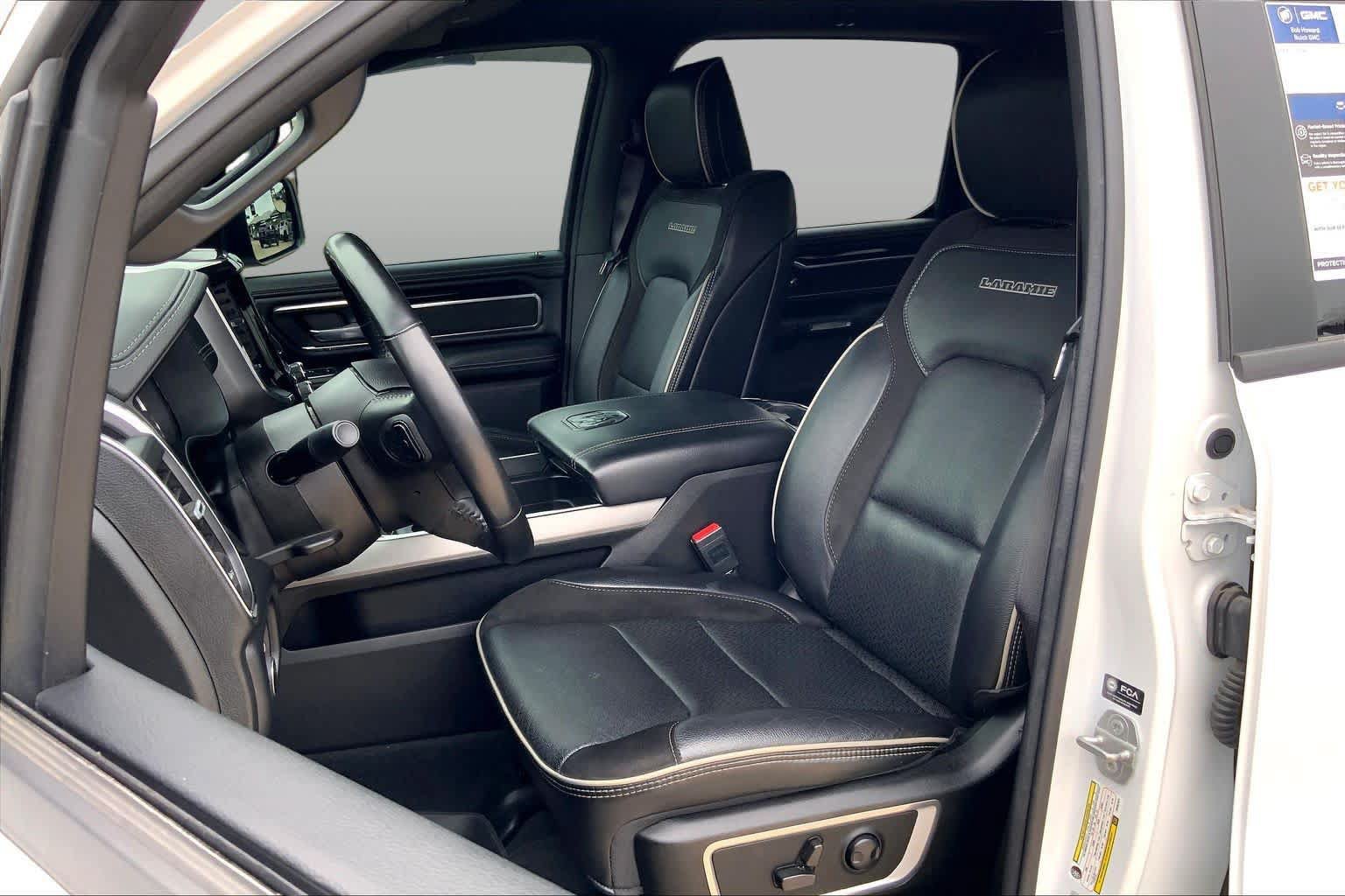 Used 2022 RAM 1500 Laramie AWD/4WD image 8