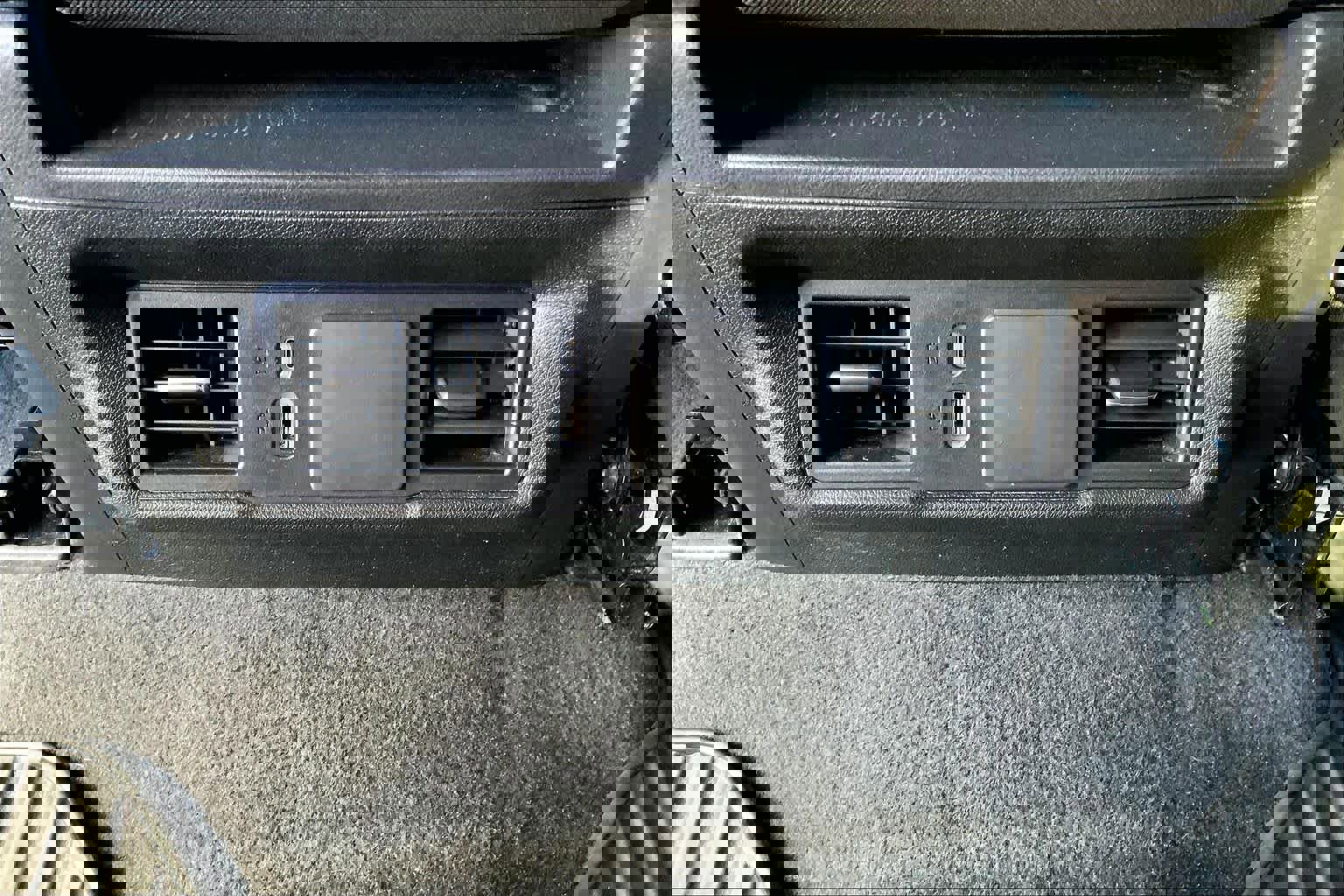 Used 2024 Chevrolet Silverado 1500 Custom image 30