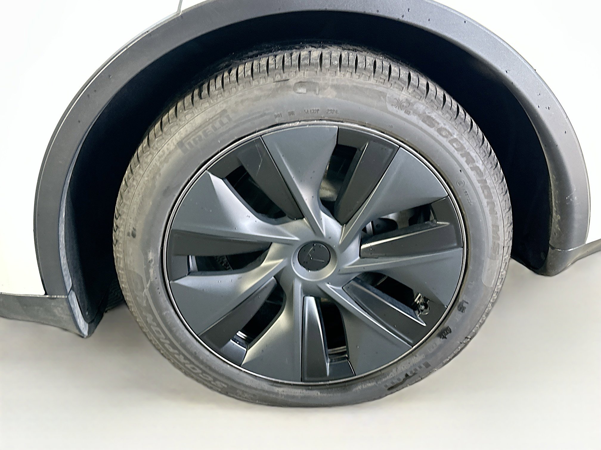 Used 2025 Tesla Model Y Long Range image 11