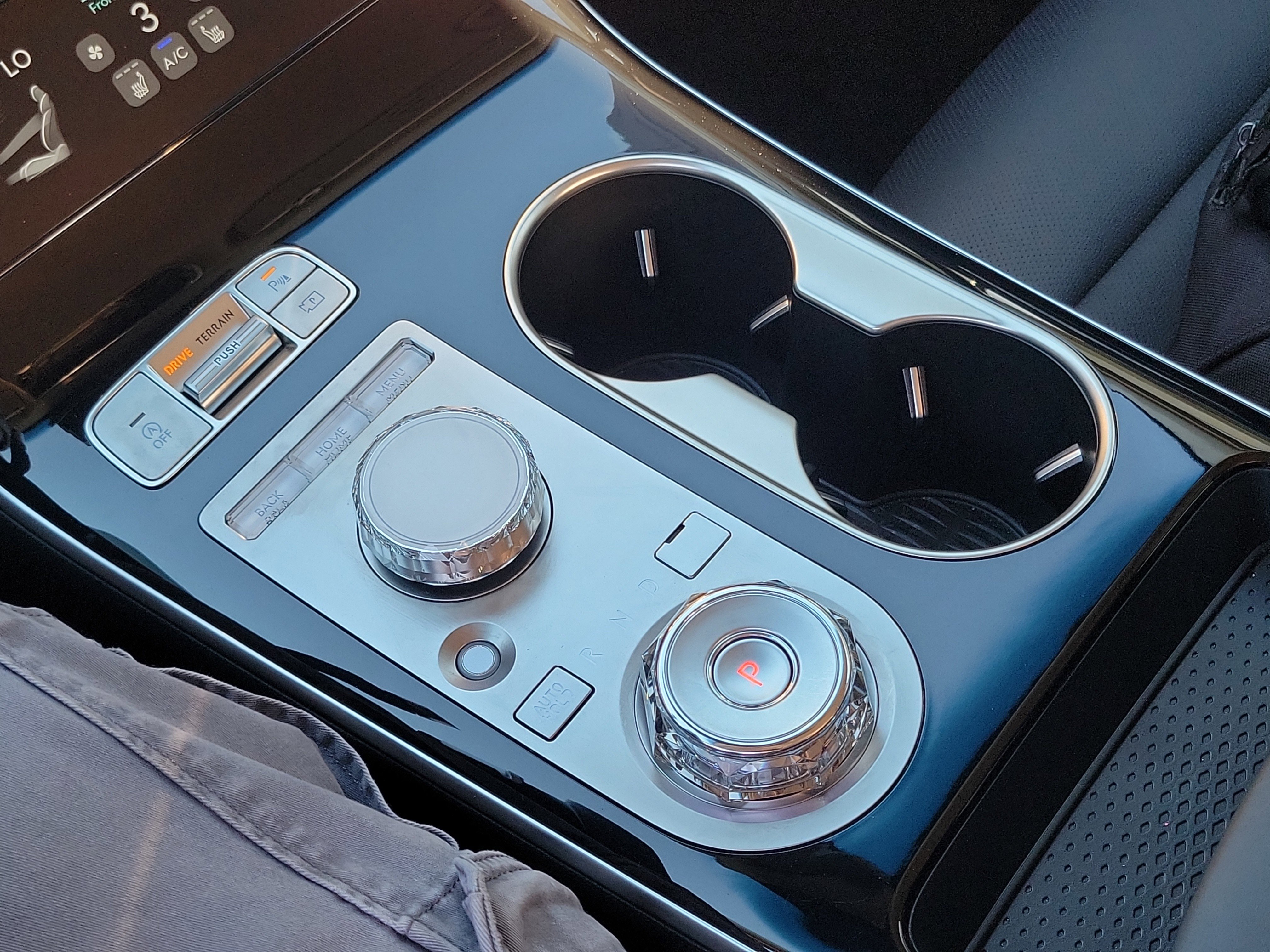 Certified 2026 Genesis GV70 2.5T image 13