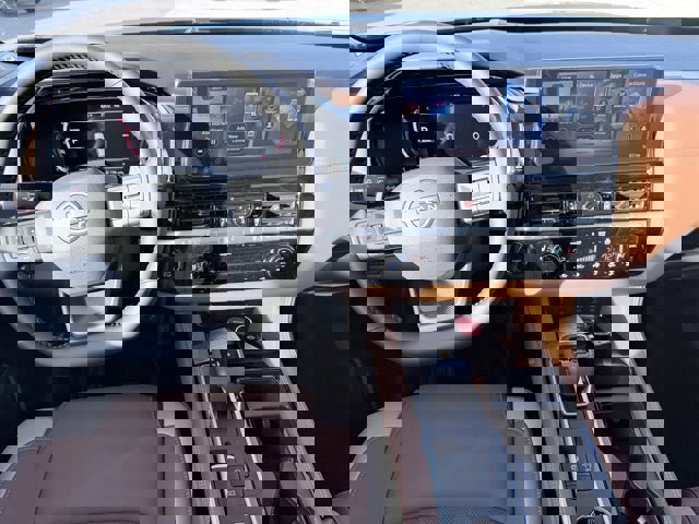 New 2026 Nissan Pathfinder Platinum image 14