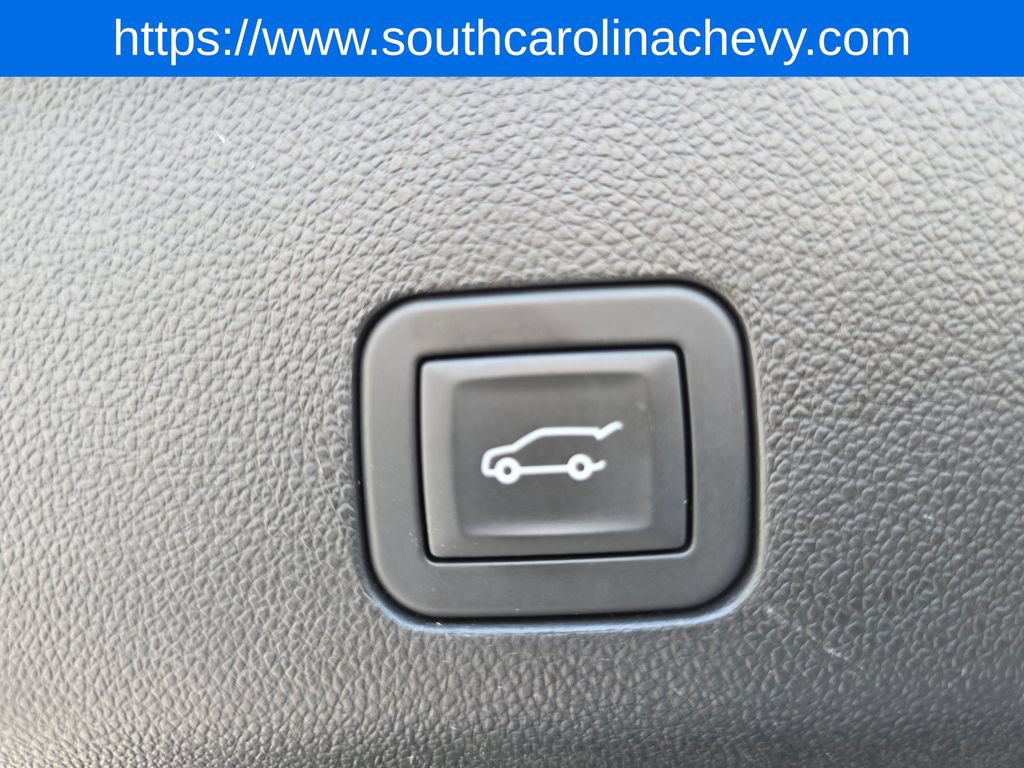 Used 2025 Chevrolet Tahoe Premier AWD/4WD image 35