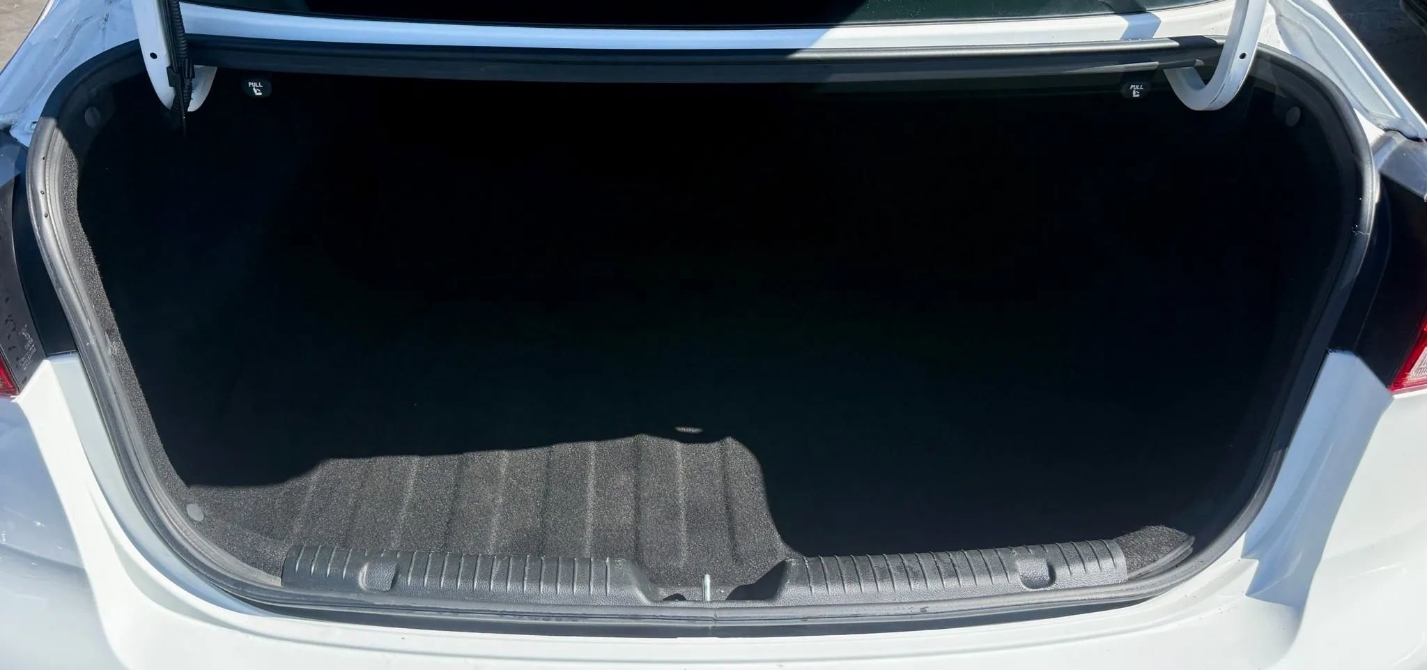 Used 2018 Kia Forte LX image 6