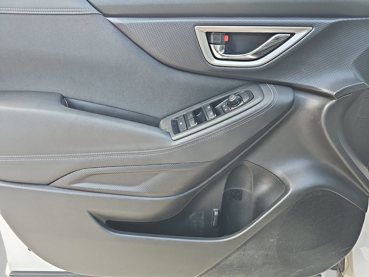 Used 2021 Subaru Forester Premium AWD/4WD image 32
