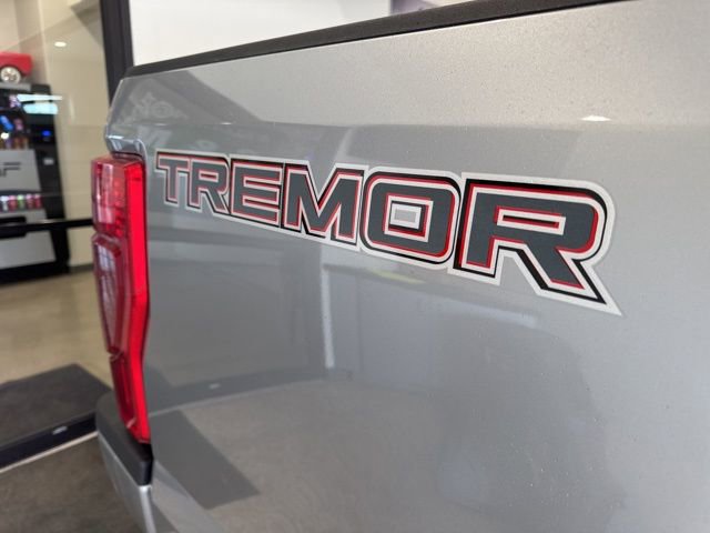 Used 2022 Ford F250 Lariat w/ Tremor Off-Road Package image 17